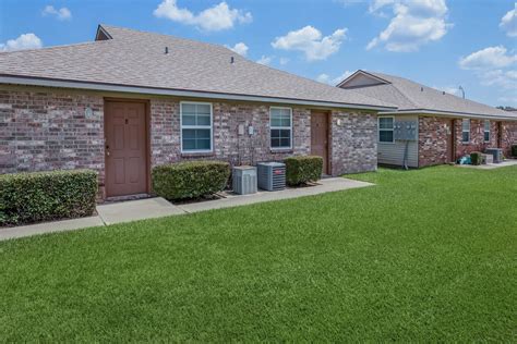 garden heights youngsville, la 70592 House located at 200 Garden Gate, Youngsville, LA 70592